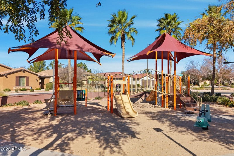 046-community-amenities