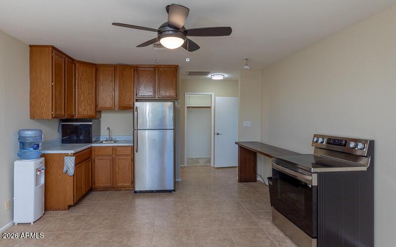 Casita- attached with kitchenette