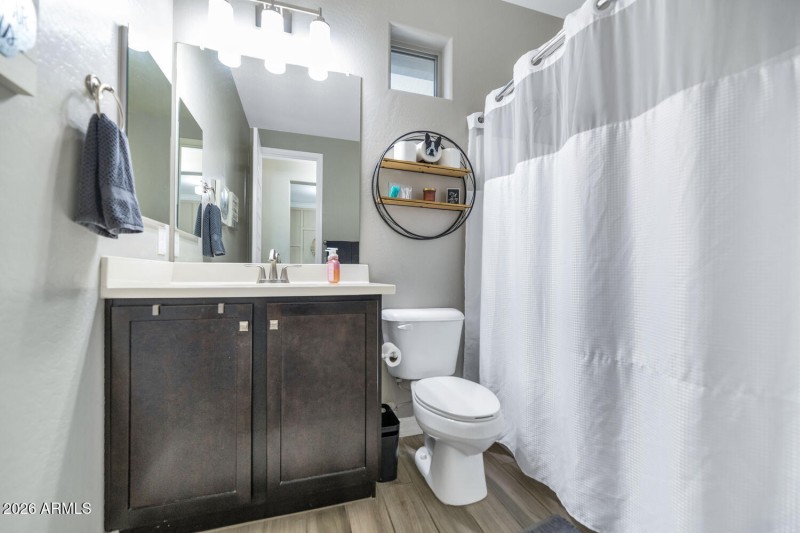 17012 W Sand Hills Rd-large-024-036-1701