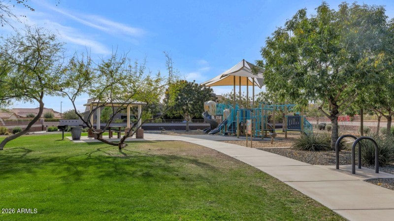 17012 W Sand Hills Rd-large-039-017-1701