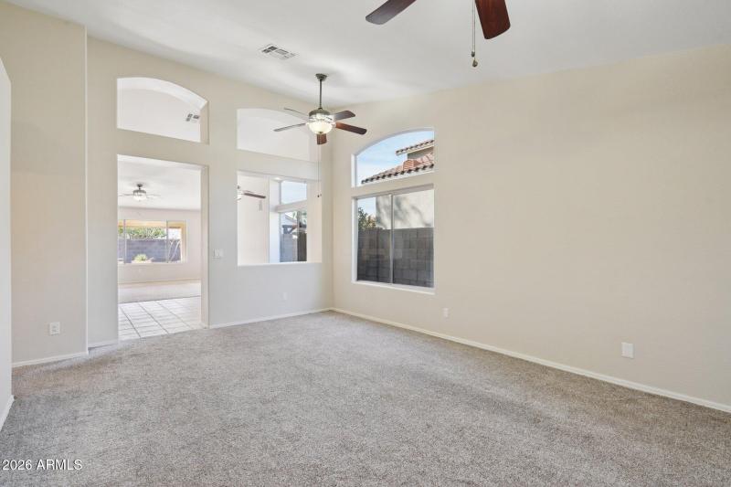 6-web-or-mls-Aspen Way-S0702-006