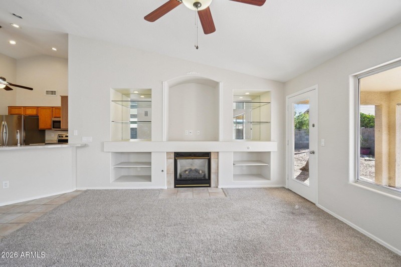 15-web-or-mls-Aspen Way-S0702-015