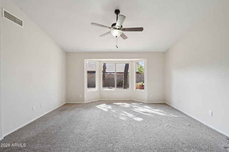 27-web-or-mls-Aspen Way-S0702-027