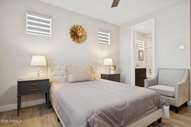 28-web-or-mls-6875-w-spur-dr