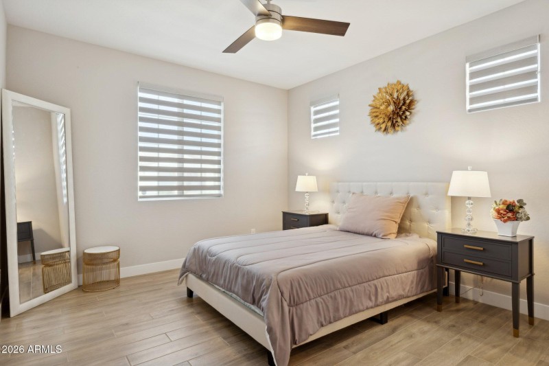 29-web-or-mls-6875-w-spur-dr