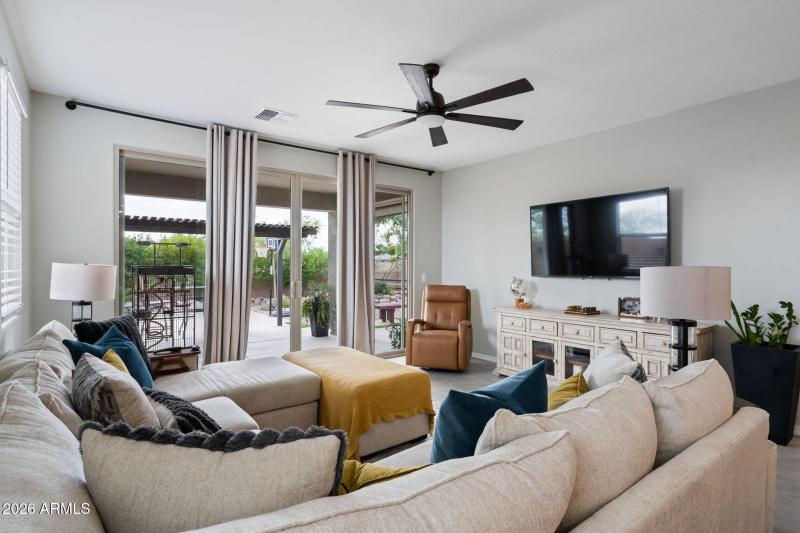 27-web-or-mls-DSC01013