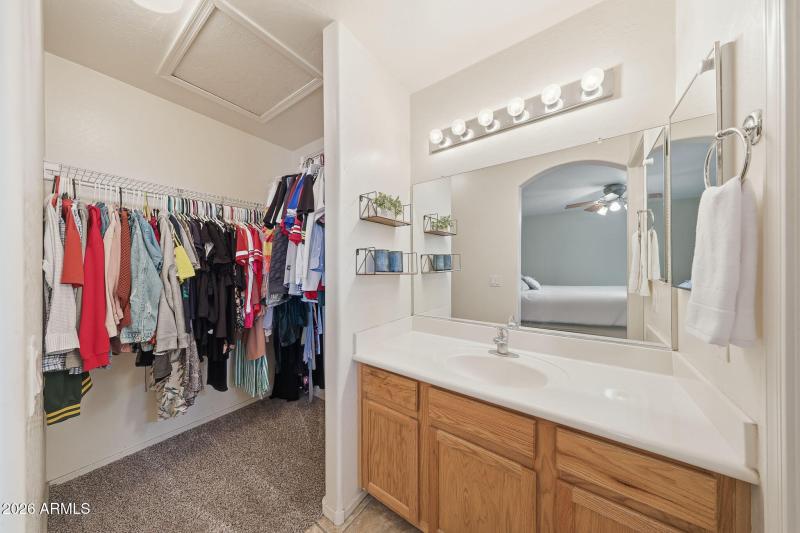 Primary Bath & Walk-In Closet