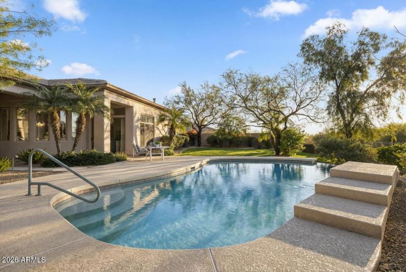 Resort-like backyard