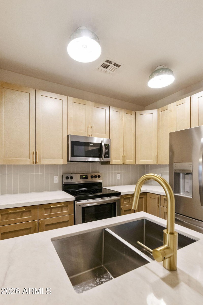 9-web-or-mls-DLB_6246