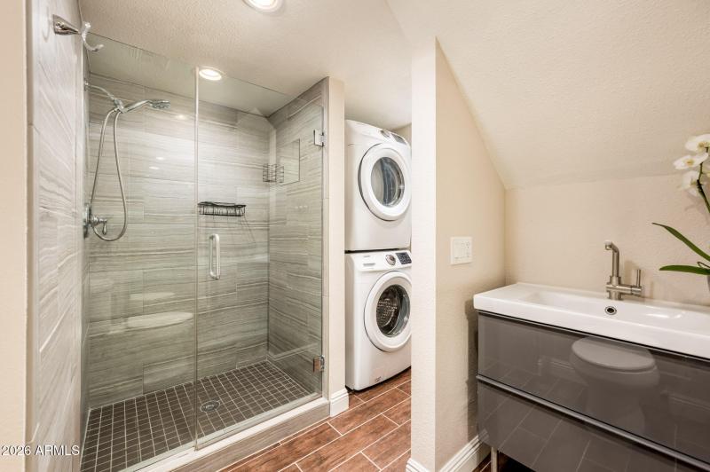 601 E Palo Verde Dr Unit 8 - Interior -