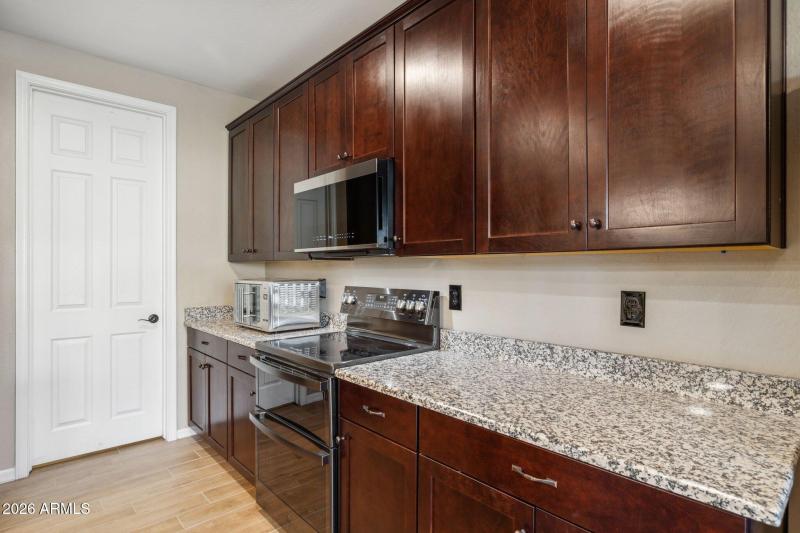 10-web-or-mls-17388-w-bent-tree-dr