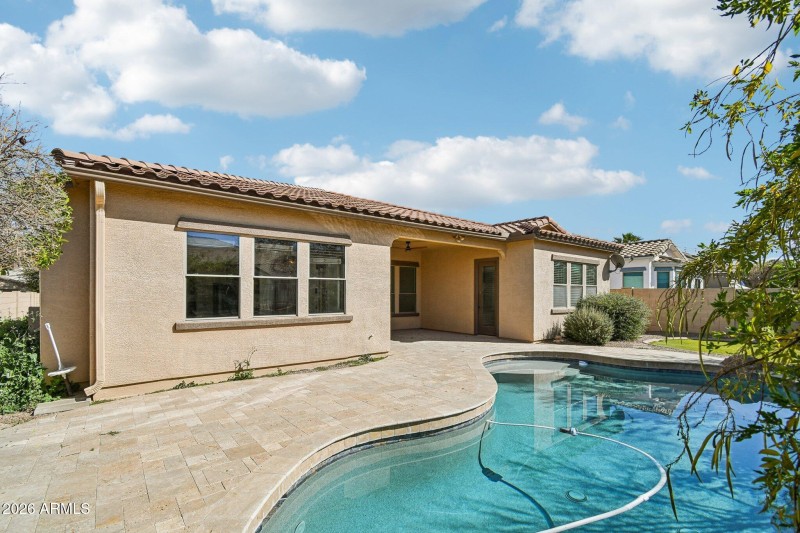 32-web-or-mls-S Roca St-S0702-032