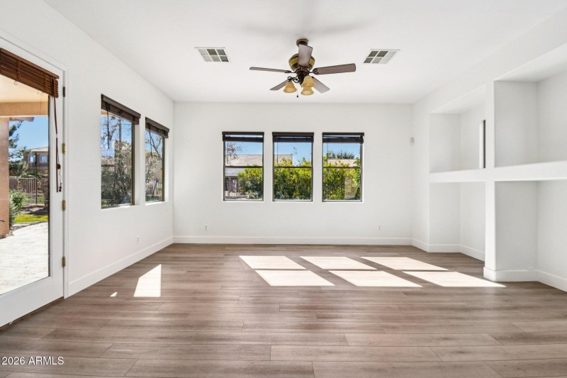 10-web-or-mls-S Roca St-S0702-010