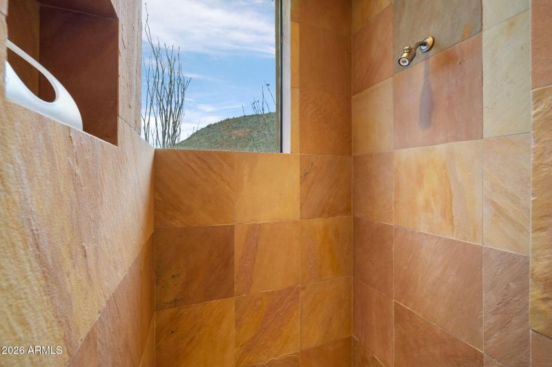 70-web-or-mls-FA9A2456