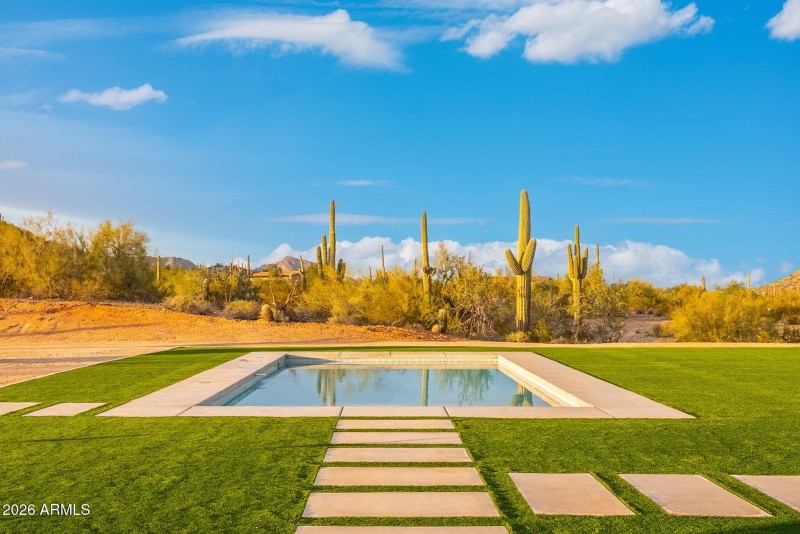 64-web-or-mls-DSC01008-HDR-Edit