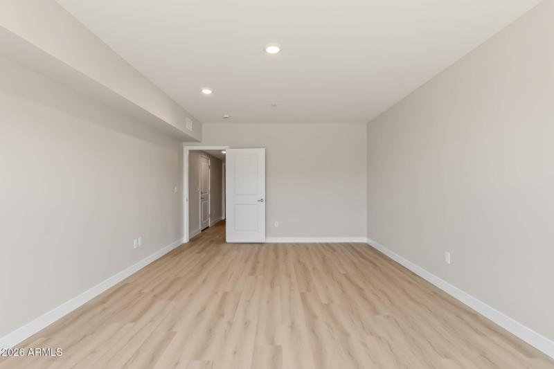 42-web-or-mls-JON00246