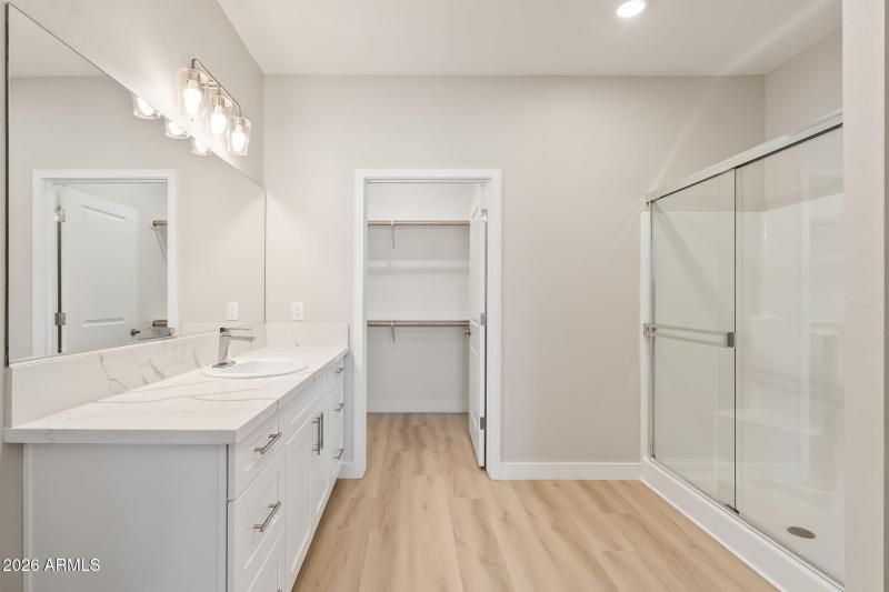 37-web-or-mls-JON00231