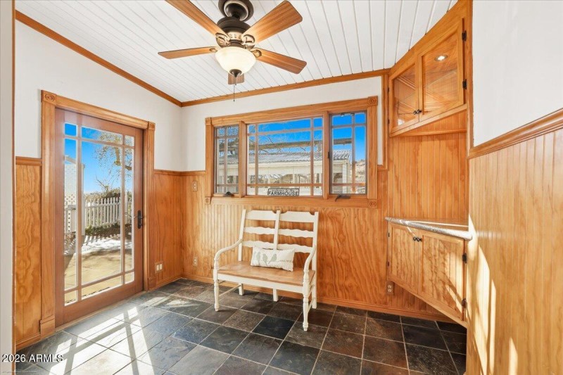 Dedicated Sitting Room