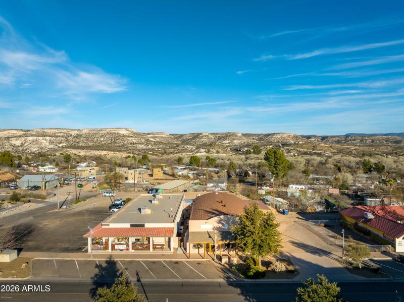 Udderly Divine Cafe & Bakery Camp Verde