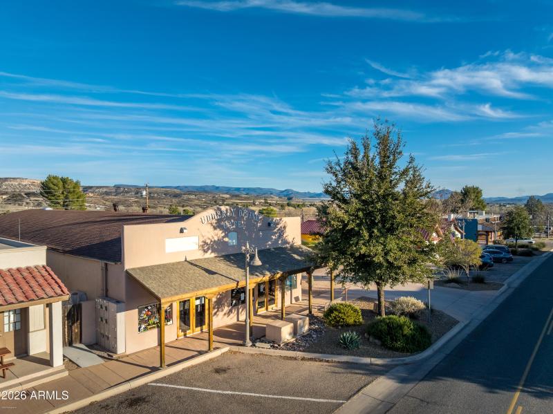 Udderly Divine Cafe & Bakery Camp Verde