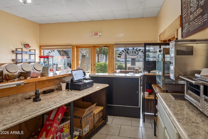 Udderly Divine Cafe & Bakery Camp Verde