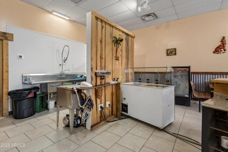 Udderly Divine Cafe & Bakery Camp Verde