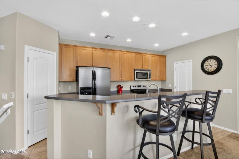 Kitchen/Breakfast Bar