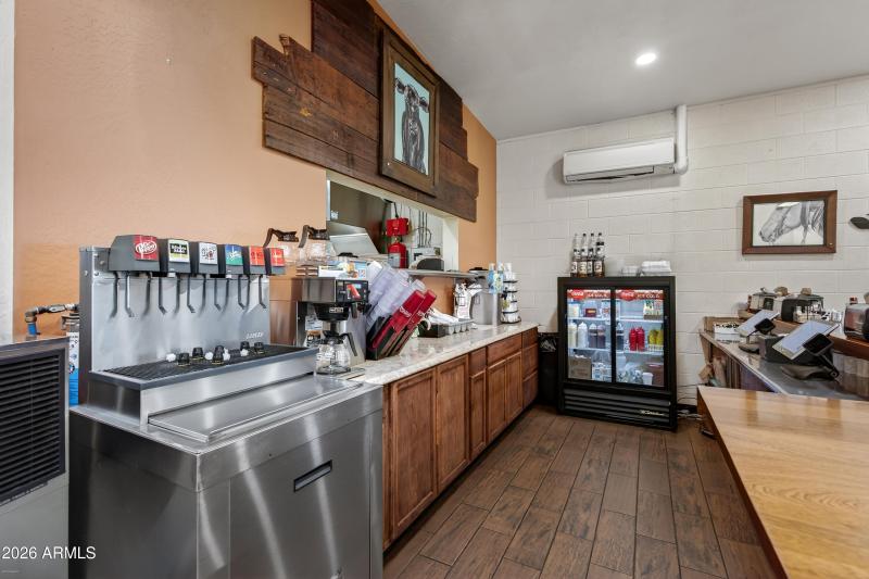 Udderly Divine Cafe & Bakery Camp Verde