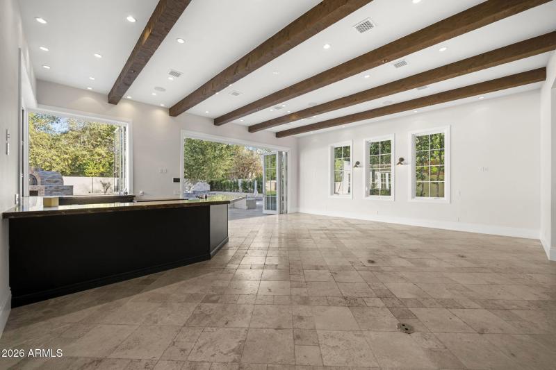 Exeter Blvd Bonus Room/Bar