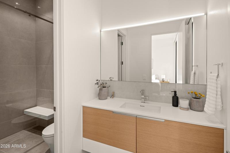 Guest En Suite Bathroom 3