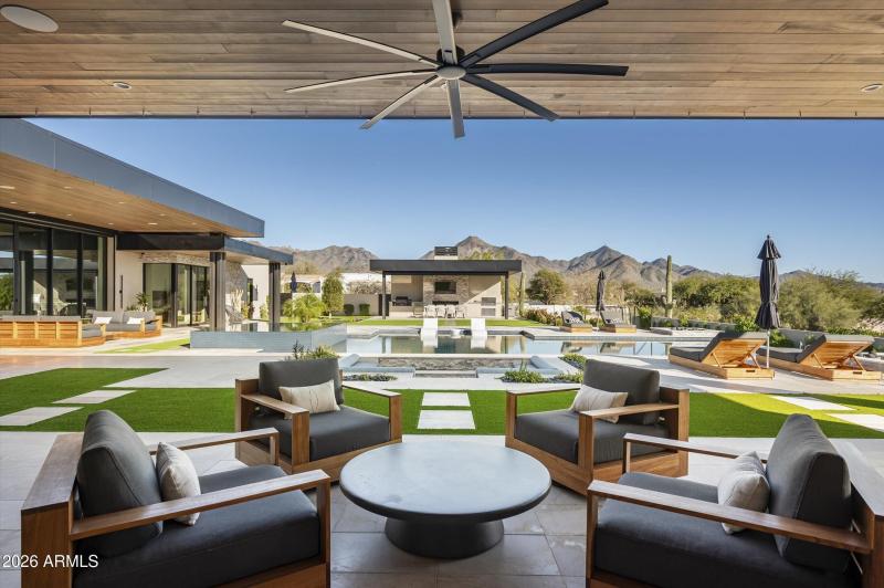 025_Theater Room Covered Patio