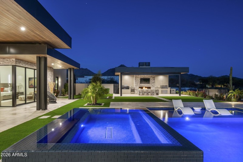 058_Twilight Pool Covered Patio