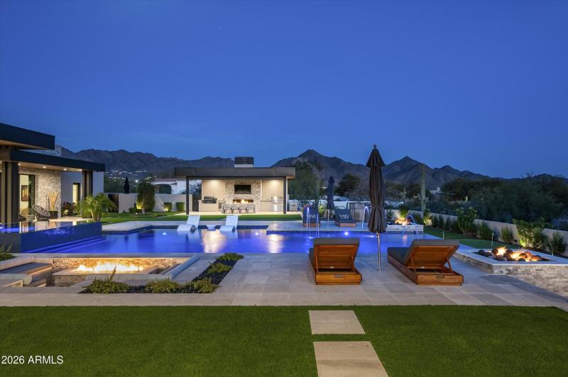 060_Twilight Pool Views