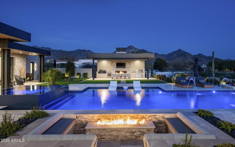 061_Twilight Pool Views