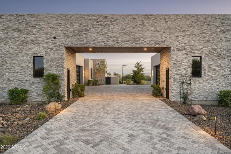 071_Exterior Front Garage