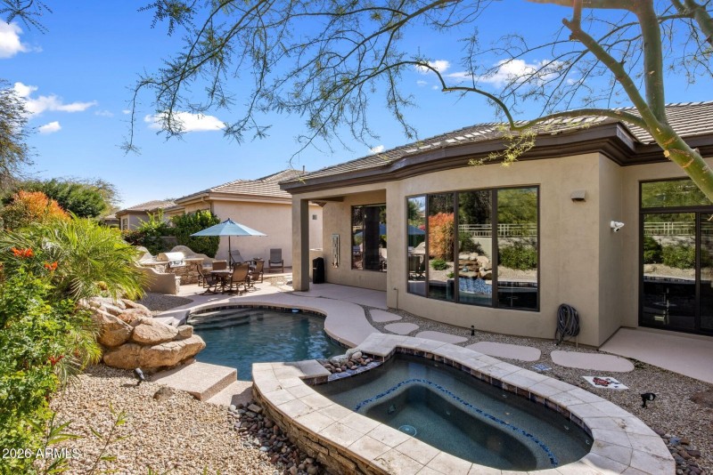 035_Spa to Pool to BBQ 2