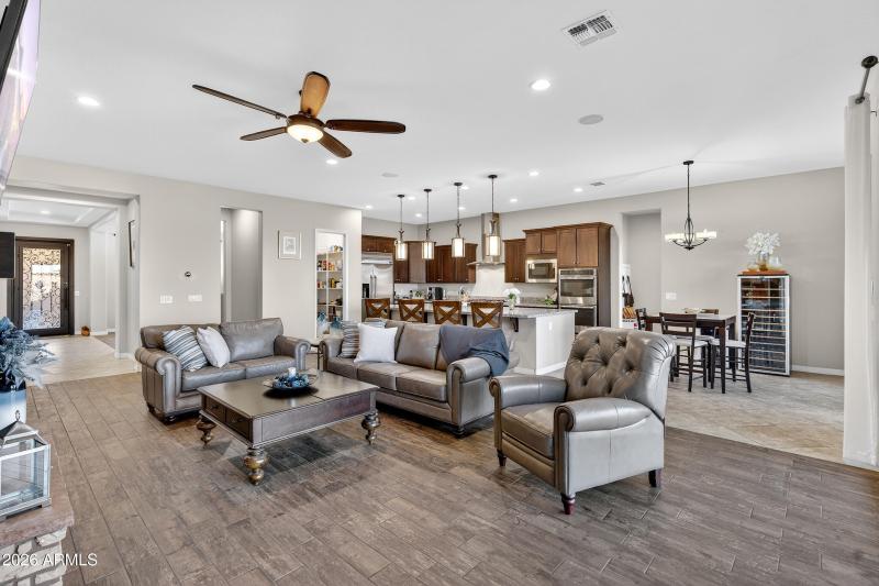 Open Concept Floor plan