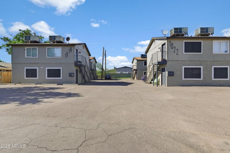 1-custom-1022 N 22nd Pl-1