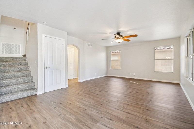 6-web-or-mls-E Sierra Madre Ave-S0802-00