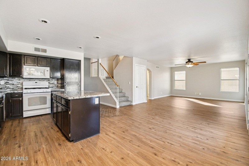 13-web-or-mls-E Sierra Madre Ave-S0802-0