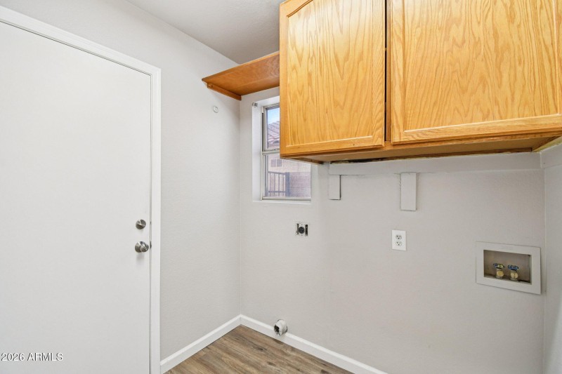 14-web-or-mls-E Sierra Madre Ave-S0802-0