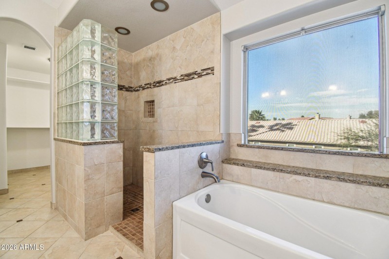 22-web-or-mls-E Sierra Madre Ave-S0802-0