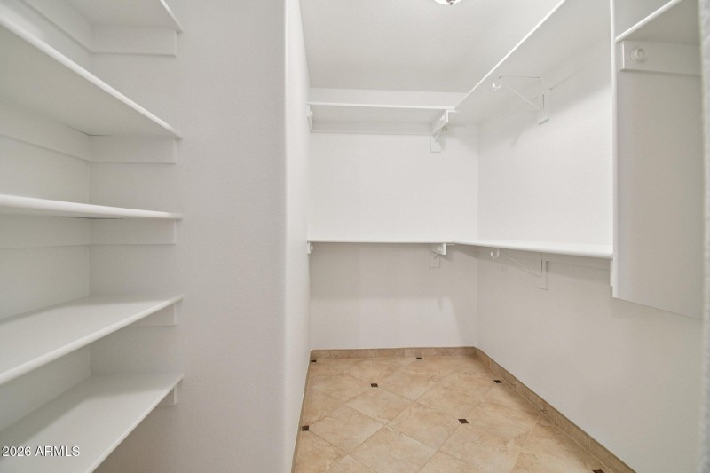 23-web-or-mls-E Sierra Madre Ave-S0802-0