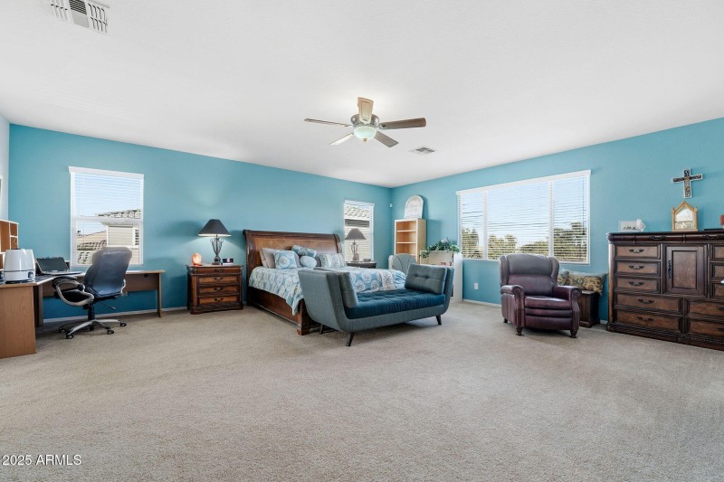 032__21256 E Waverly Dr