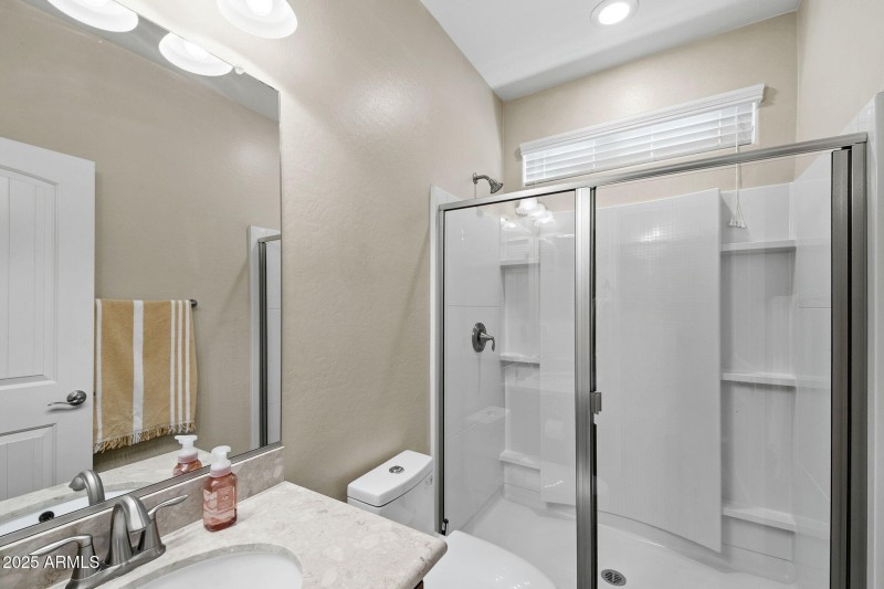 038__21256 E Waverly Dr