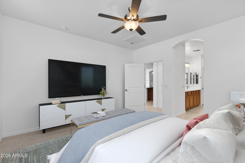 11VS) PRIMARY BEDROOM