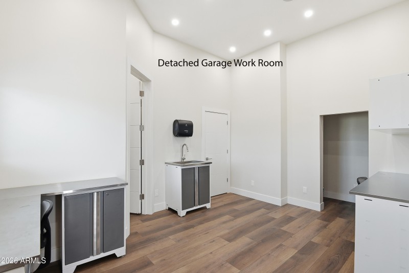 45-37913N14thave-215 2