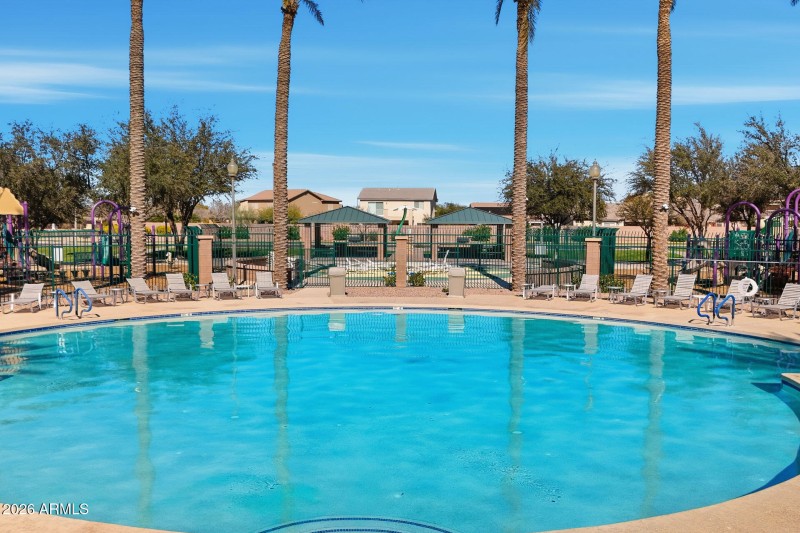 030-community-amenities