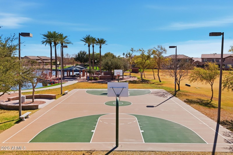 036-community-amenities