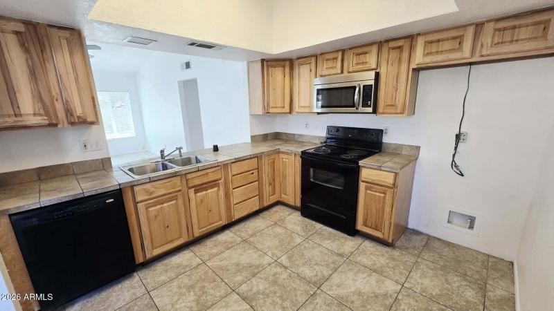 d043eaa3-115c-4a9d-a3c8-954b9dcc7f4e